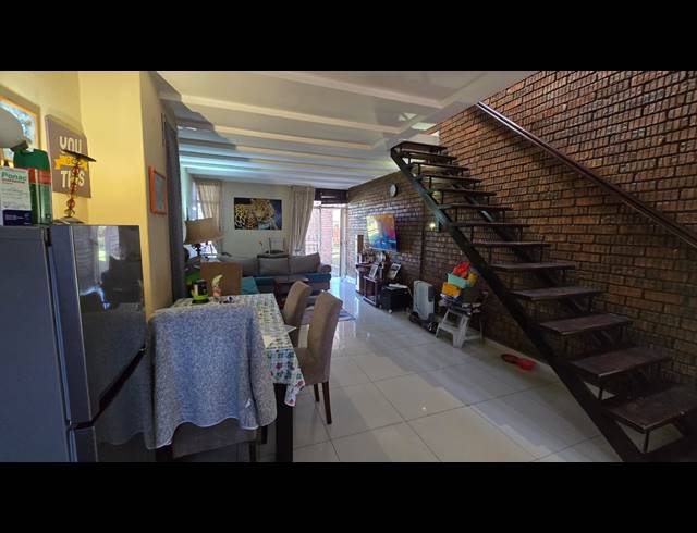 2 BEDROOM SECTIONAL TITLE FOR SALE IN THE HILL